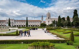 El coronavirus cancela más de la quinta parte del turismo religioso portugués