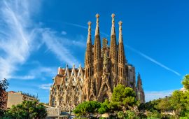 Sagrada Familia reducirá aforo a un máximo de mil personas desde hoy y Mónaco prohíbe cruceros