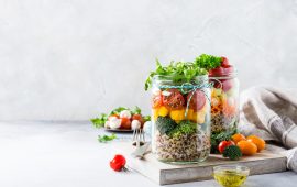 Gourmet meals in jars a hit in lockdown Moscow