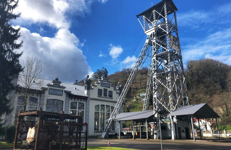 Pozo Sotón, un viaje al símbolo de la minería asturiana